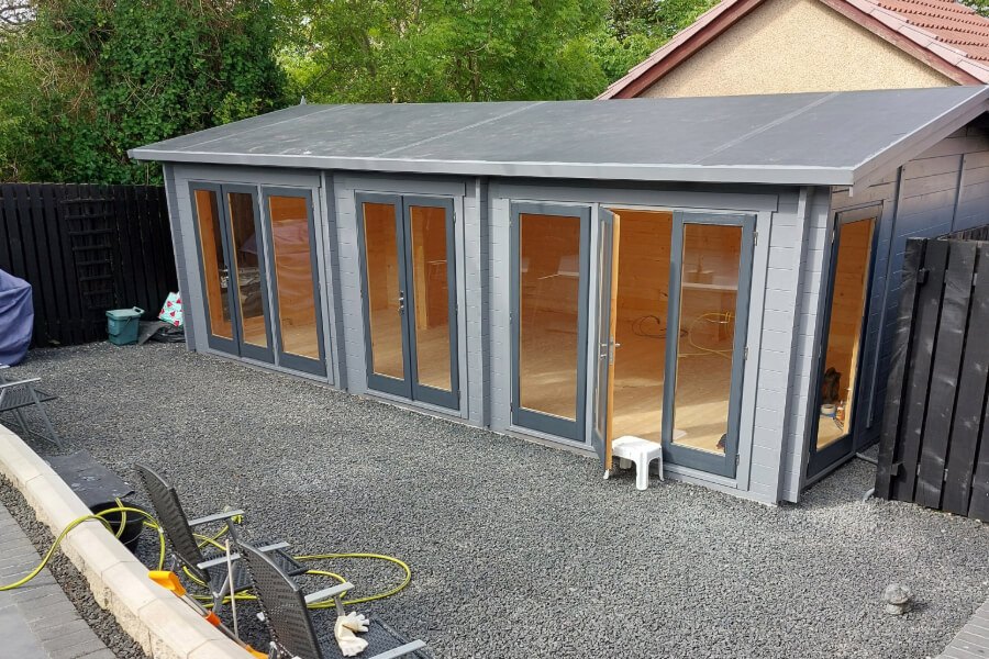 Combien-de-temps-faudra-t-il-pour-préparer-et-livrer-la-salle-de-jardin-sur-mesure